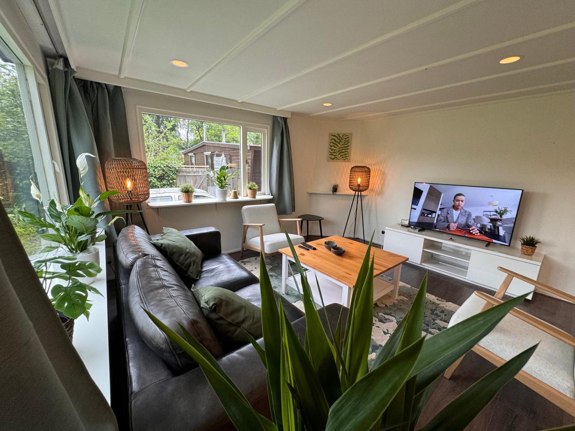 Ruim En Luxe Chalet Privetuin - Park 'De Ijsvogel' Apartment Фортайзен Екстериор снимка